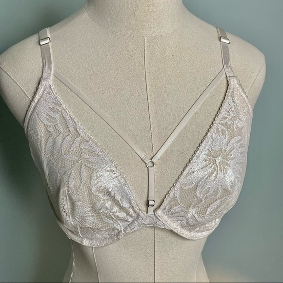 Victoria's Secret Very Sexy ivory metallic unlined plunge bra - Picture 3 of 6